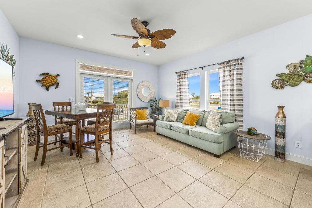 Three-Bedroom Vacation Home interior